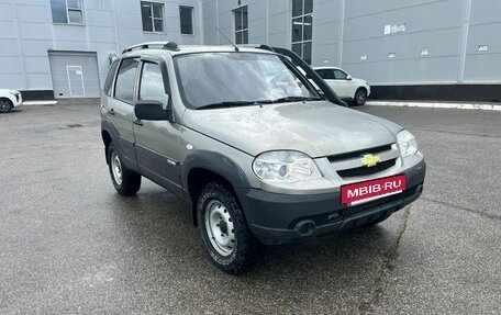 Chevrolet Niva I рестайлинг, 2011 год, 421 000 рублей, 4 фотография