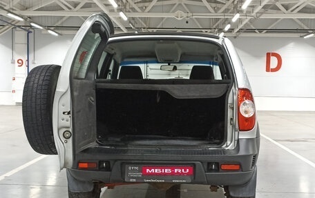 Chevrolet Niva I рестайлинг, 2017 год, 599 000 рублей, 14 фотография