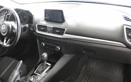 Mazda 3, 2016 год, 1 590 000 рублей, 14 фотография