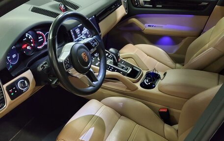 Porsche Cayenne III, 2018 год, 5 990 000 рублей, 9 фотография