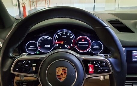 Porsche Cayenne III, 2018 год, 5 990 000 рублей, 28 фотография