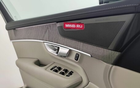 Volvo XC90 II рестайлинг, 2025 год, 10 858 180 рублей, 13 фотография