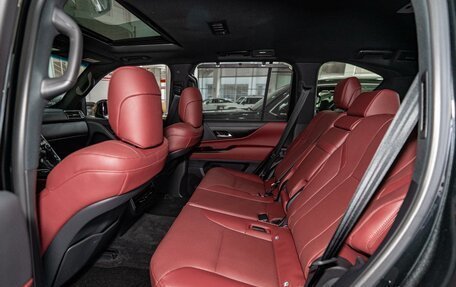 Lexus LX, 2024 год, 18 900 000 рублей, 12 фотография