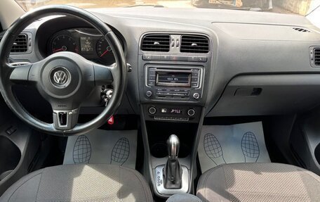 Volkswagen Polo VI (EU Market), 2015 год, 750 000 рублей, 10 фотография
