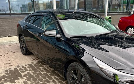 Hyundai Elantra, 2021 год, 3 050 000 рублей, 2 фотография