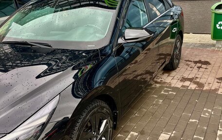 Hyundai Elantra, 2021 год, 3 050 000 рублей, 3 фотография