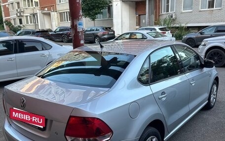 Volkswagen Polo VI (EU Market), 2013 год, 950 000 рублей, 2 фотография