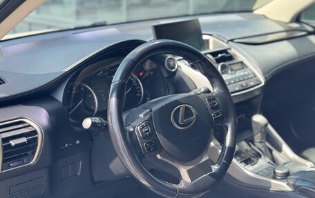 Lexus NX I, 2015 год, 2 250 000 рублей, 10 фотография