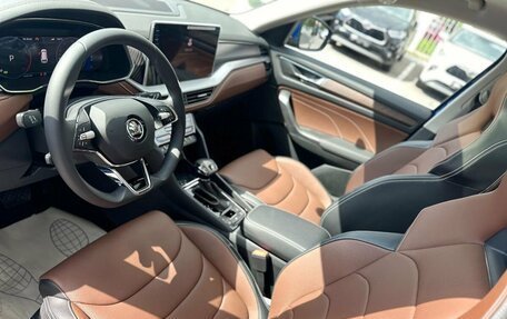 Skoda Kodiaq I, 2025 год, 4 900 000 рублей, 28 фотография