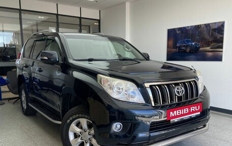 Toyota Land Cruiser Prado 150 рестайлинг 2, 2011 год, 2 750 000 рублей, 3 фотография