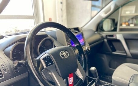 Toyota Land Cruiser Prado 150 рестайлинг 2, 2011 год, 2 750 000 рублей, 14 фотография