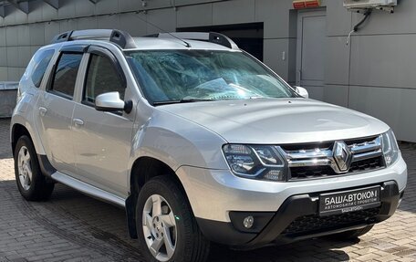 Renault Duster I рестайлинг, 2018 год, 1 420 000 рублей, 3 фотография