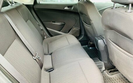 Opel Astra J, 2013 год, 876 000 рублей, 11 фотография