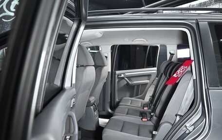 Volkswagen Touran III, 2012 год, 995 000 рублей, 15 фотография
