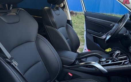 Geely Atlas, 2023 год, 1 990 000 рублей, 17 фотография