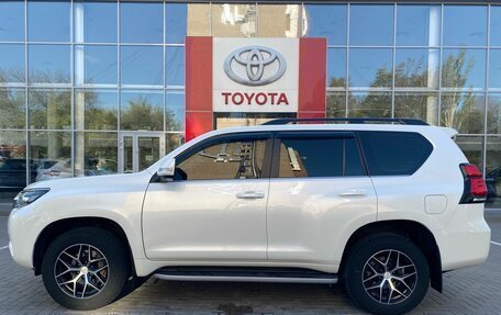 Toyota Land Cruiser Prado 150 рестайлинг 2, 2018 год, 5 700 000 рублей, 8 фотография