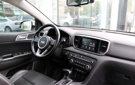 KIA Sportage IV рестайлинг, 2018 год, 1 980 000 рублей, 12 фотография