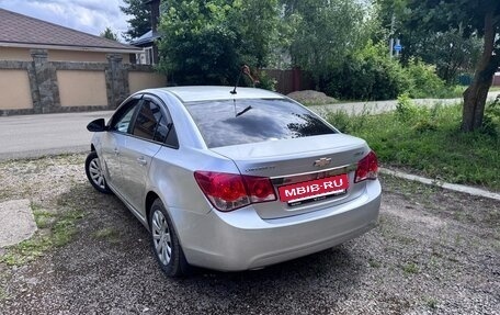 Chevrolet Cruze II, 2011 год, 720 000 рублей, 5 фотография