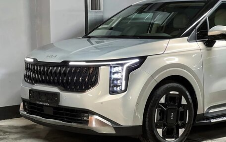 KIA Carnival, 2023 год, 4 325 000 рублей, 6 фотография