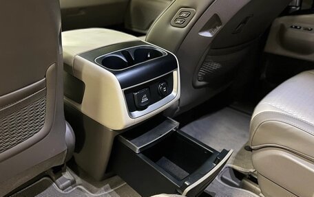 KIA Carnival, 2023 год, 4 325 000 рублей, 18 фотография