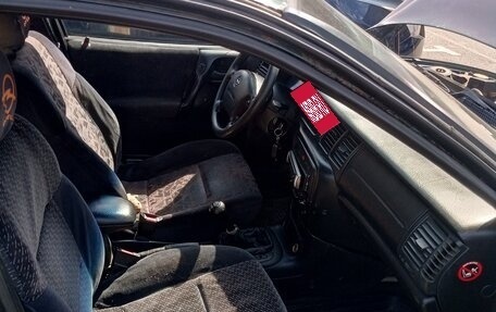 Opel Vectra B рестайлинг, 1998 год, 120 000 рублей, 2 фотография