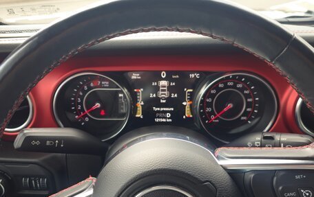 Jeep Wrangler, 2018 год, 4 050 000 рублей, 12 фотография