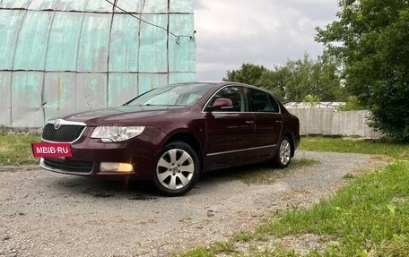 Skoda Superb III рестайлинг, 2010 год, 900 000 рублей, 3 фотография