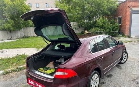 Skoda Superb III рестайлинг, 2010 год, 900 000 рублей, 7 фотография