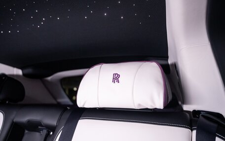 Rolls-Royce Cullinan, 2025 год, 67 000 000 рублей, 15 фотография