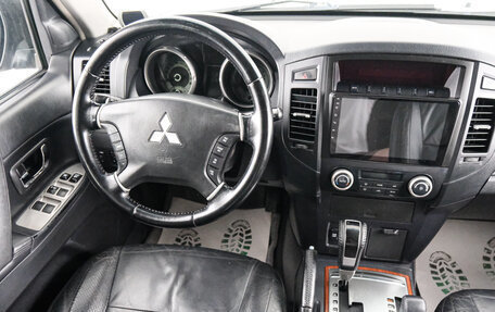 Mitsubishi Pajero IV, 2008 год, 1 739 000 рублей, 10 фотография