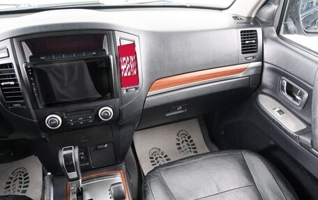 Mitsubishi Pajero IV, 2008 год, 1 739 000 рублей, 12 фотография