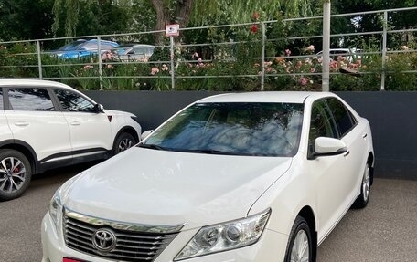 Toyota Camry, 2013 год, 1 850 000 рублей, 1 фотография