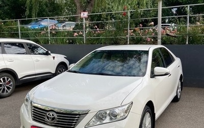 Toyota Camry, 2013 год, 1 850 000 рублей, 1 фотография