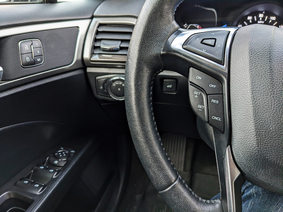 Ford Fusion (North America) II рестайлинг, 2018 год, 1 160 000 рублей, 15 фотография