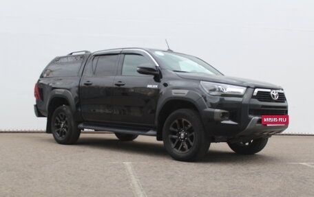 Toyota Hilux VIII, 2021 год, 4 180 000 рублей, 7 фотография