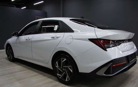 Hyundai Elantra, 2023 год, 2 299 000 рублей, 4 фотография
