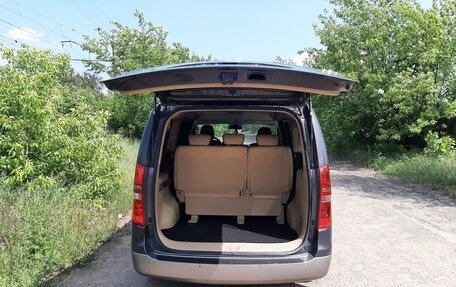 Hyundai H-1 II рестайлинг, 2020 год, 2 700 000 рублей, 21 фотография