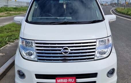 Nissan Elgrand III, 2006 год, 1 710 000 рублей, 5 фотография