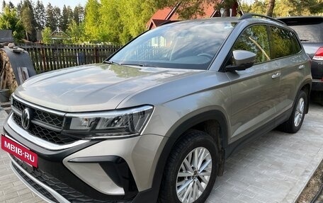 Volkswagen Taos, 2021 год, 2 050 000 рублей, 2 фотография