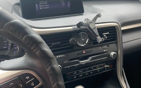Lexus RX IV рестайлинг, 2018 год, 4 900 000 рублей, 17 фотография