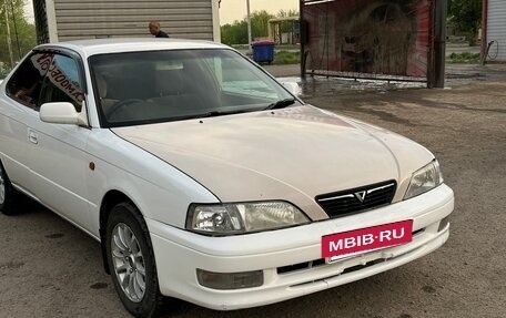 Toyota Vista, 1996 год, 445 000 рублей, 2 фотография