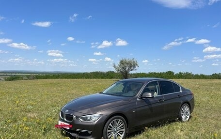BMW 3 серия, 2012 год, 1 700 000 рублей, 2 фотография