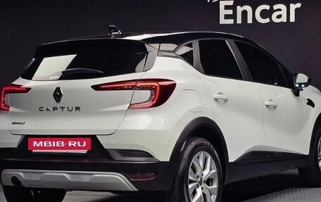 Renault Captur II, 2020 год, 1 400 000 рублей, 5 фотография