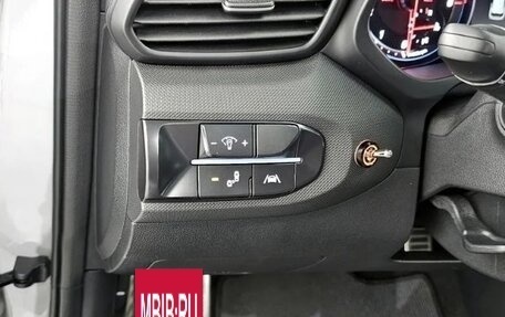 Hyundai Veloster II, 2021 год, 2 500 000 рублей, 15 фотография