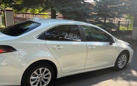 Toyota Corolla, 2020 год, 2 000 000 рублей, 3 фотография