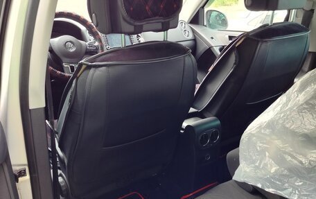 Volkswagen Tiguan I, 2011 год, 1 250 000 рублей, 12 фотография