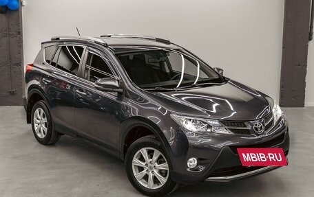 Toyota RAV4, 2014 год, 1 465 000 рублей, 4 фотография