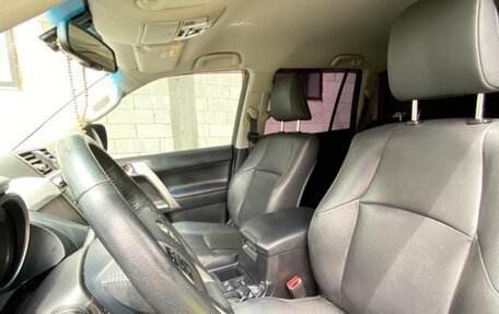 Toyota Land Cruiser Prado 150 рестайлинг 2, 2017 год, 4 250 000 рублей, 7 фотография