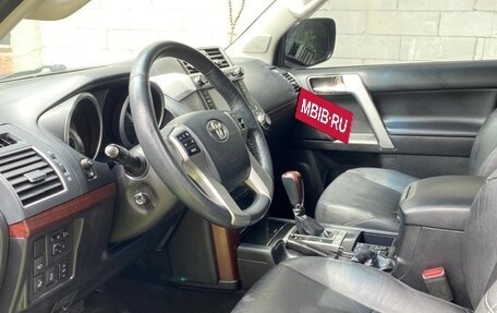 Toyota Land Cruiser Prado 150 рестайлинг 2, 2017 год, 4 250 000 рублей, 6 фотография