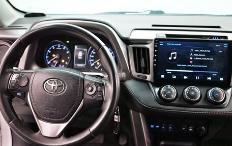 Toyota RAV4, 2016 год, 1 595 000 рублей, 10 фотография